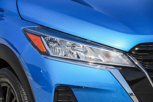 Electric Blue Metallic 2024 Nissan Kicks SV
