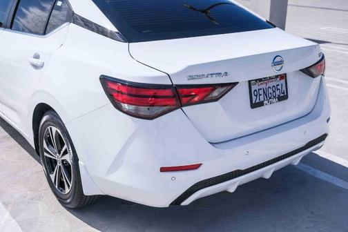 Cloud White 2023 Nissan Sentra SV