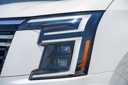 Aspen White 2026 Nissan Armada SV
