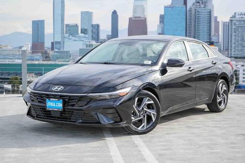 Black 2024 Hyundai ELANTRA Limited