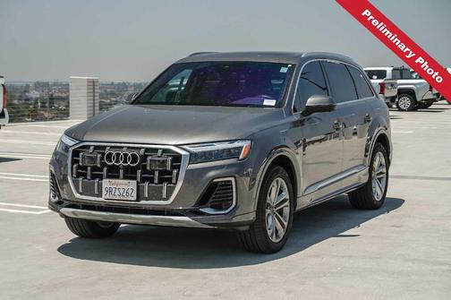Samurai Gray Metallic 2025 Audi Q7 55 Premium Plus