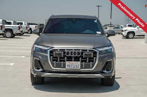 Samurai Gray Metallic 2025 Audi Q7 55 Premium Plus