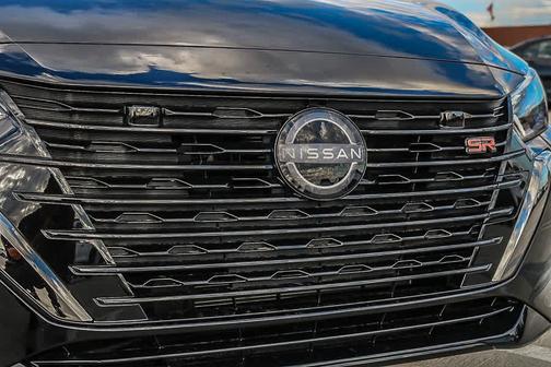 Black 2025 Nissan Sentra SR