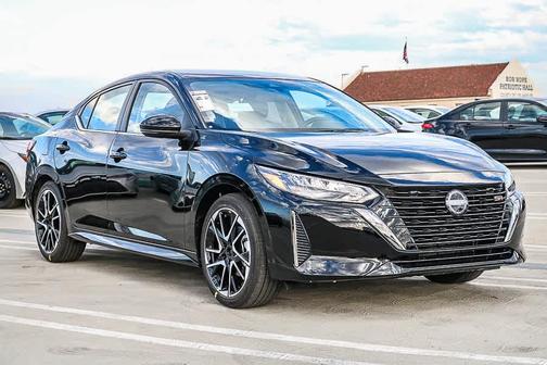 Black 2025 Nissan Sentra SR