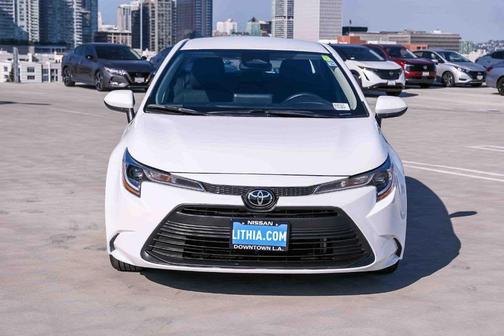 Ice 2025 Toyota Corolla LE