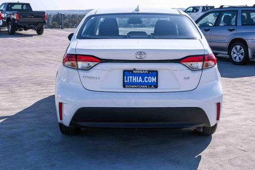 Ice 2025 Toyota Corolla LE