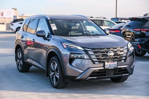 2025 Nissan Rogue SL