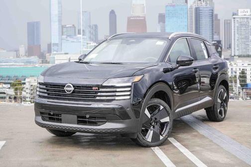 Super Black 2026 Nissan Kicks SR