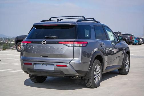 Gun Metallic 2026 Nissan Pathfinder SL