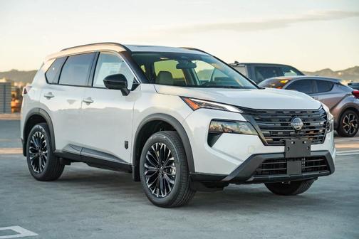 Pearl 2026 Nissan Rogue Dark Armor