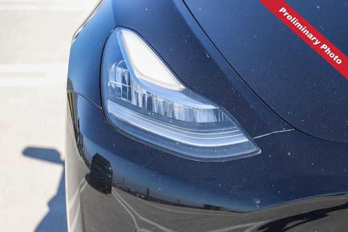 Black 2022 Tesla Model Y Long Range