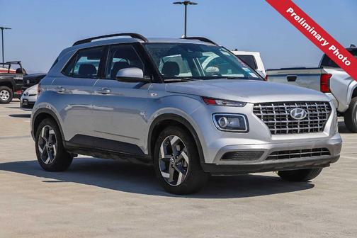 Stellar Silver 2021 Hyundai VENUE SEL