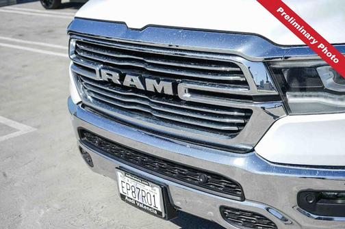 Bright White Clearcoat 2022 RAM 1500 Laramie