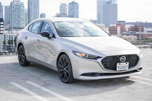 Platinum 2025 Mazda Mazda3 FWD w/Select Package
