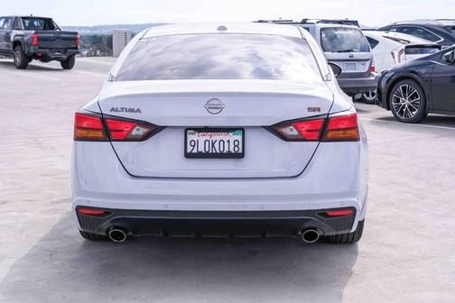 Gray Sky Pearl 2024 Nissan Altima 2.5 SR