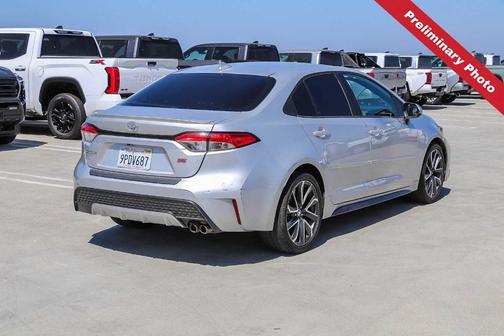 Classic Silver Metallic 2020 Toyota Corolla SE