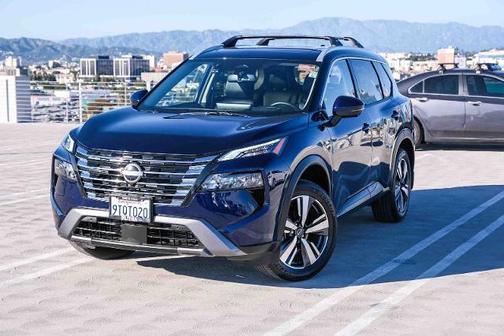 2025 Nissan Rogue SL