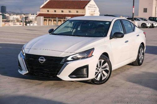 2025 Nissan Altima S