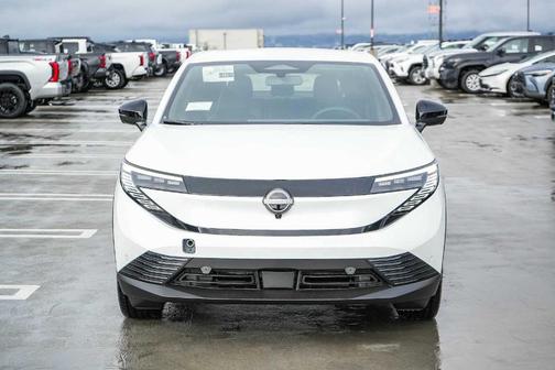 Everest White P 2026 Nissan Leaf SV+