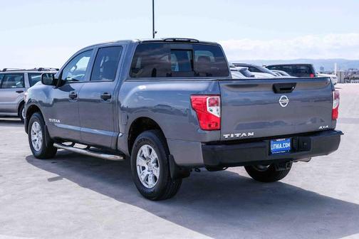 Gun Metallic 2018 Nissan Titan S