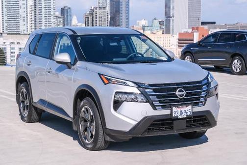 2025 Nissan Rogue SV