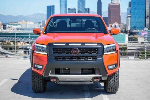 Afterburn Orang 2026 Nissan Frontier PRO-4X