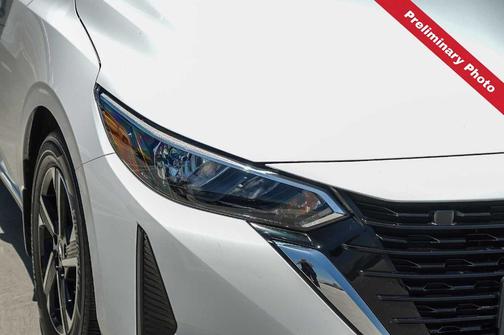 Cloud White 2024 Nissan Sentra SV