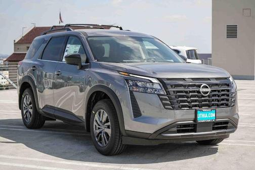 Gun Metallic 2026 Nissan Pathfinder SV