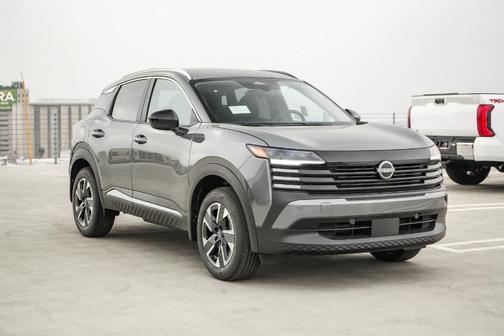 Gun Metallic 2027 Nissan Kicks SV