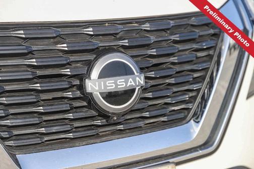 White 2022 Nissan Rogue Platinum