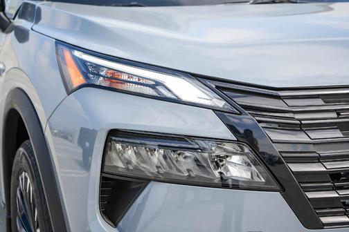 Boulder Gray Pearl 2026 Nissan Rogue Dark Armor