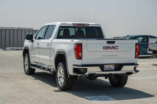 Summit White 2020 GMC Sierra 1500 SLT