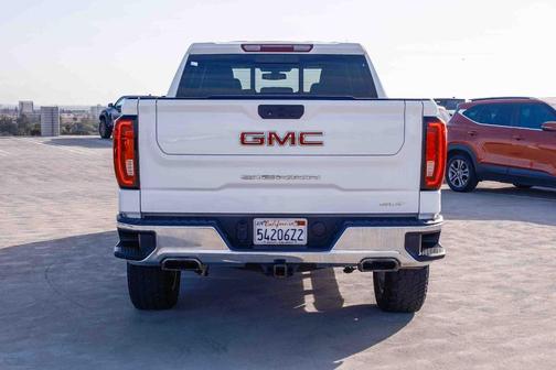 Summit White 2020 GMC Sierra 1500 SLT
