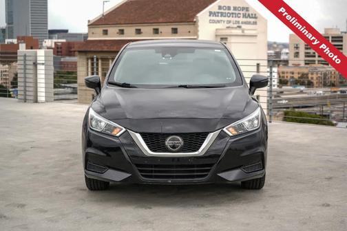 Super Black 2021 Nissan Versa 1.6 SV