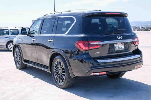 Diamond Black 2024 INFINITI QX80 SENSORY