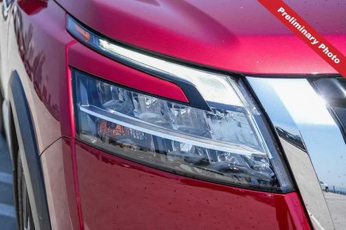 Scarlet Ember 2024 Nissan Pathfinder Platinum