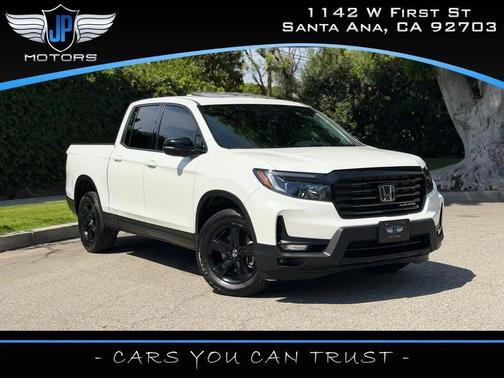 Platinum White Pearl 2022 Honda Ridgeline Black