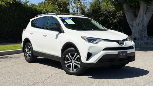 Super White 2017 Toyota RAV4 LE