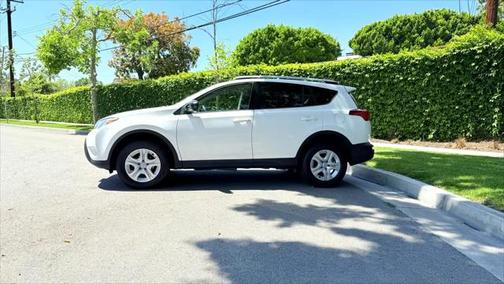 2013 Toyota RAV4 LE