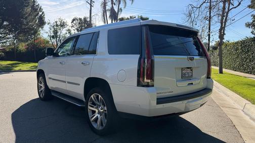 2020 Cadillac Escalade Luxury