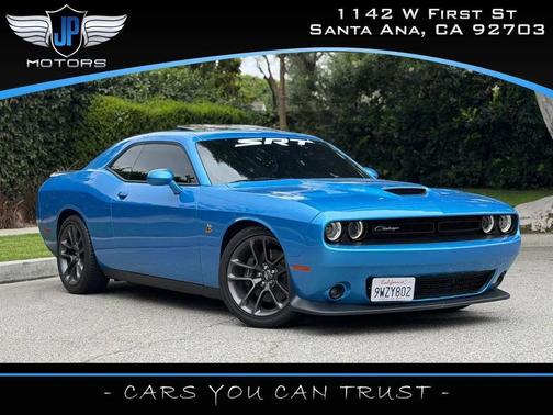 B5 Blue Pearlcoat 2023 Dodge Challenger R/T Scat Pack