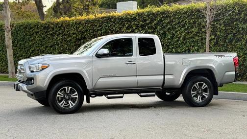 2016 Toyota Tacoma TRD Sport