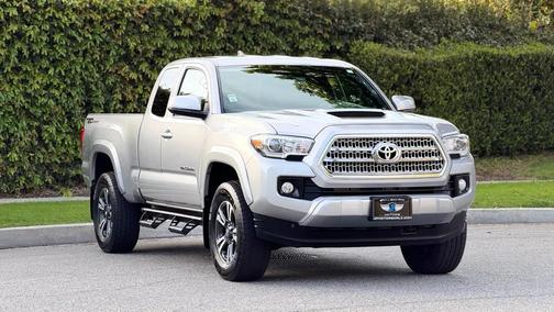 2016 Toyota Tacoma TRD Sport