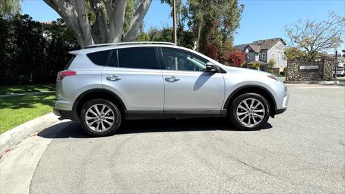 2017 Toyota RAV4 Limited