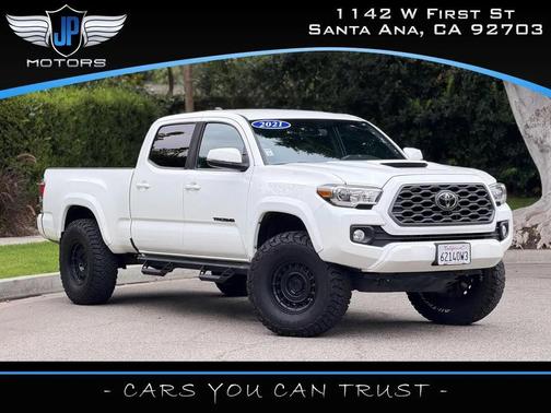 Super White 2021 Toyota Tacoma TRD Sport