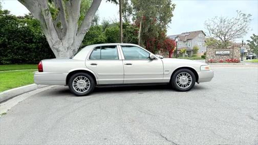 2010 Mercury Grand Marquis LS (Fleet Only)