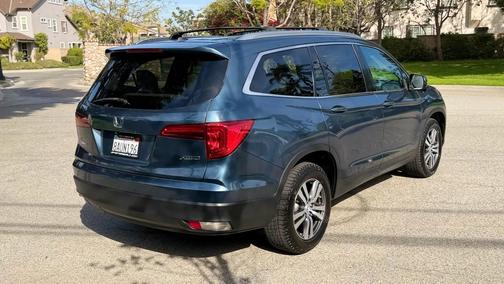 Blue 2017 Honda Pilot EX-L