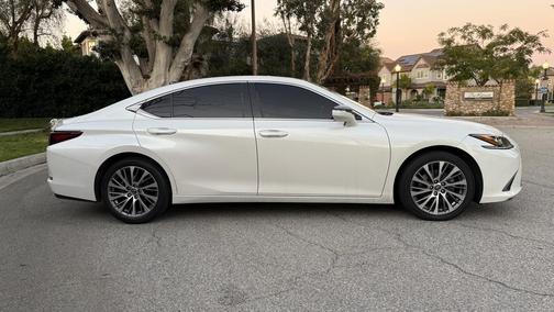2019 Lexus ES 350 Luxury