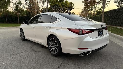 2019 Lexus ES 350 Luxury