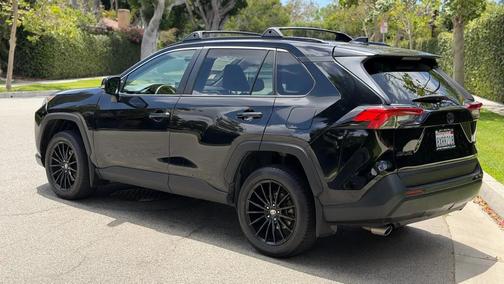 Midnight Black Metallic 2021 Toyota RAV4 XLE Premium